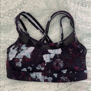 Lululemon sports bra